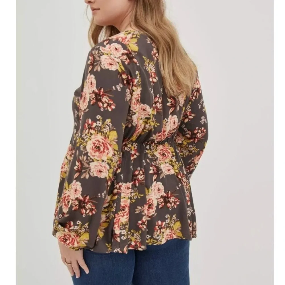 Torrid Babydoll Floral Peplum Blouse Charcoal Floral Boho Size 1x - Picture 2 of 8